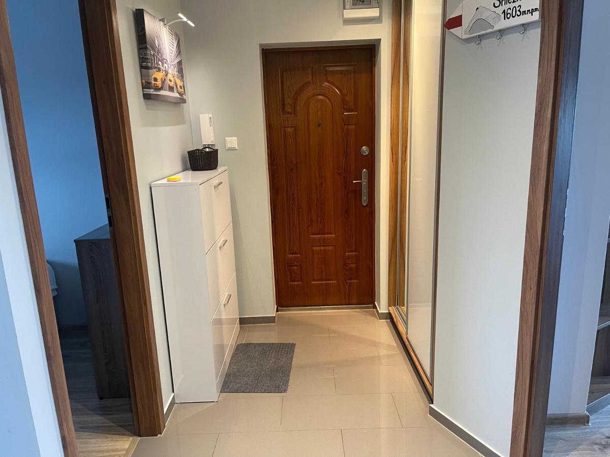 ילנייה גורה Apartament Z Widokiem מראה חיצוני תמונה